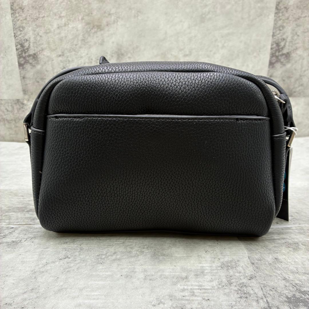 ✨タグ付き✨未使用✨アニエスベー　ショルダーバッグ　エンボスロゴ　ブラック