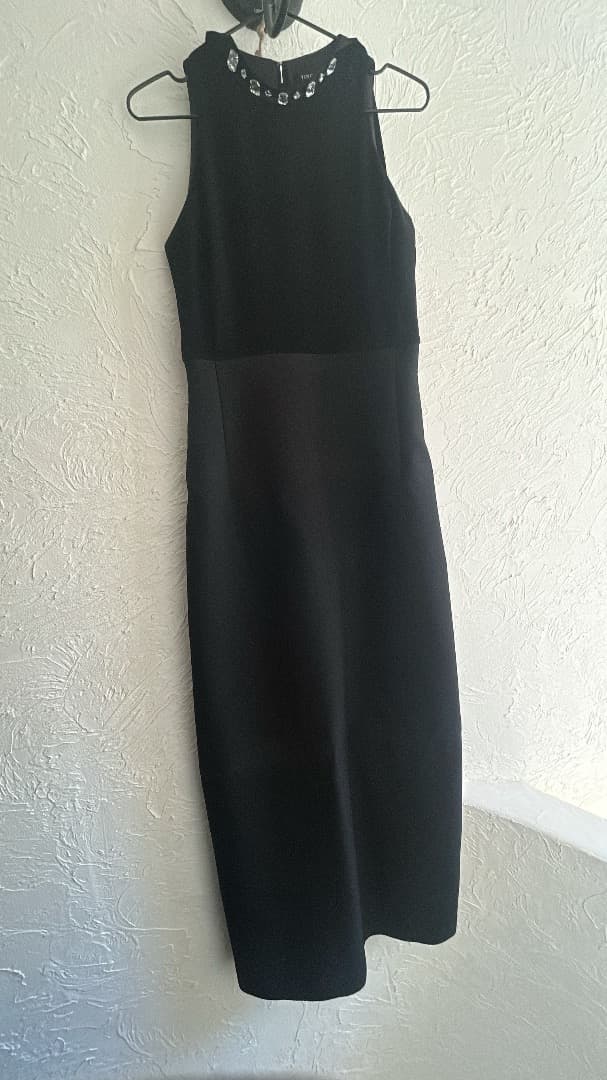 【美品】ヨーコチャン ノースリーブワンピース ビジュー リボン タイト Iライン