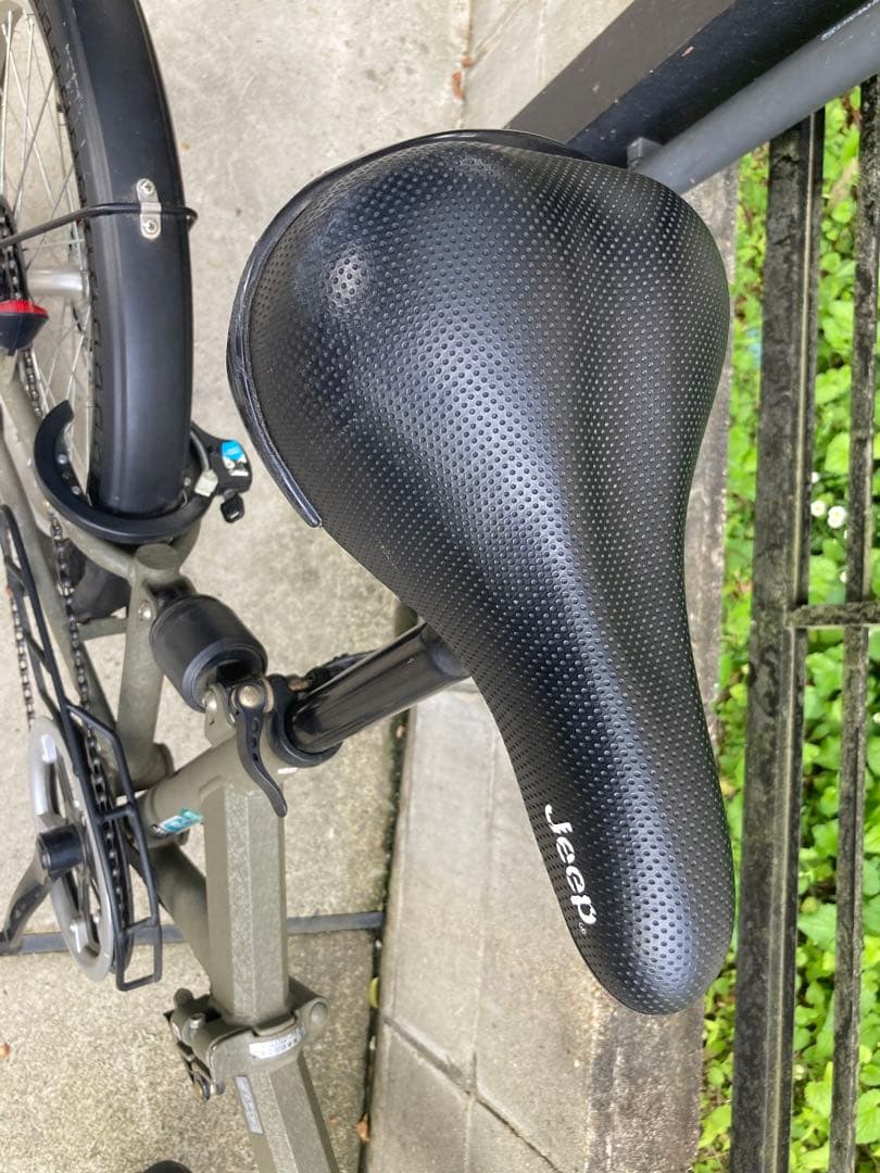 JEEP折りたたみ自転車　20インチ