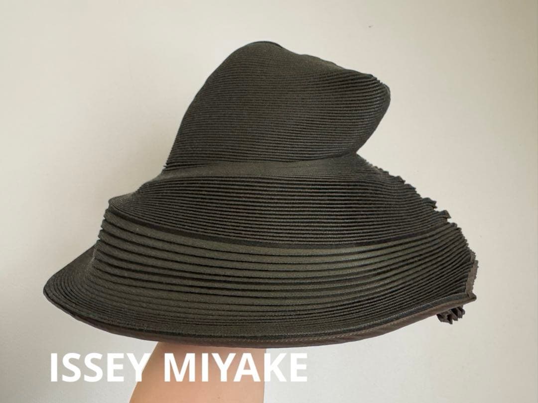 issey miyake プリーツ　ハット