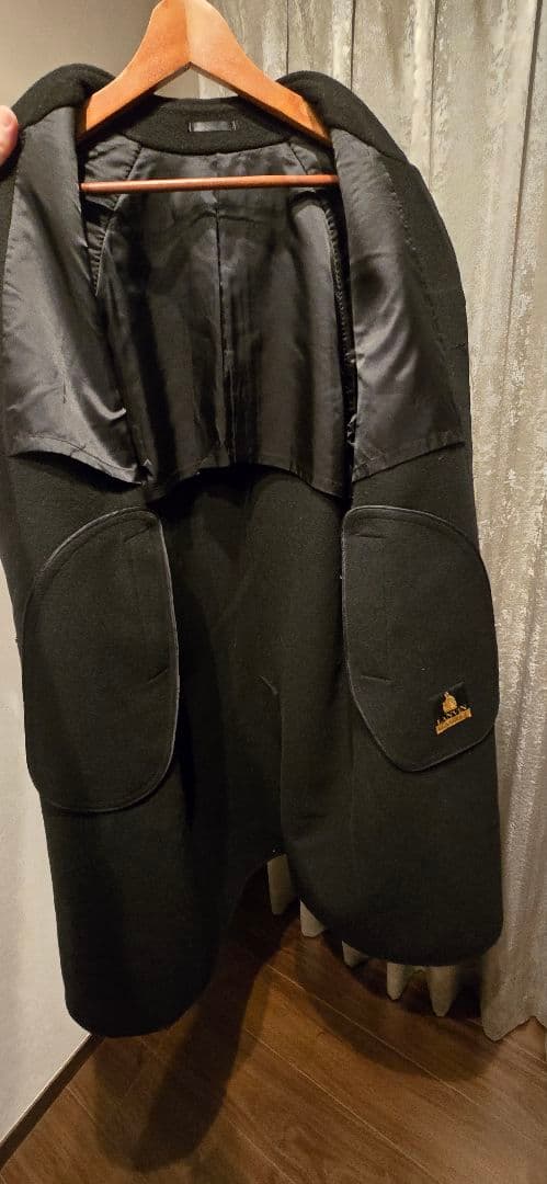 LANVIN CLASSIQUE ブラック チェスターコート
