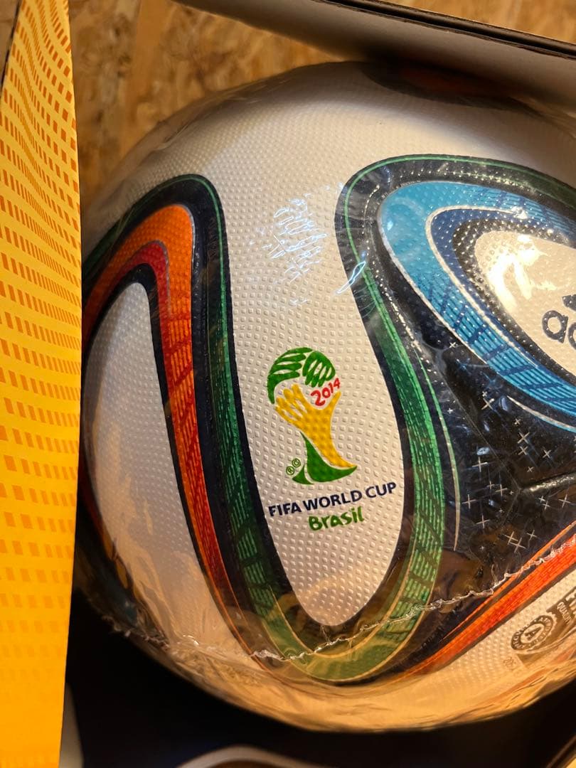 美品 adidas アディダス ブラズーカ 2014年W杯 公式球 5号球