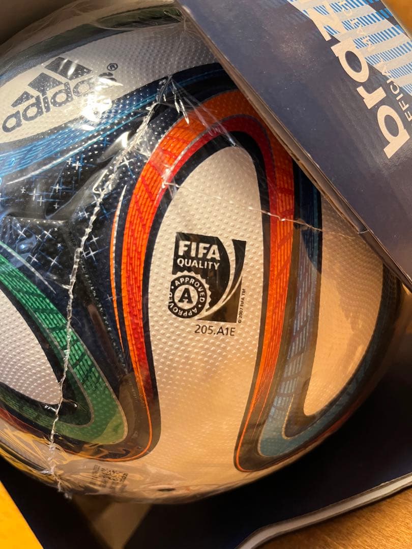 美品 adidas アディダス ブラズーカ 2014年W杯 公式球 5号球