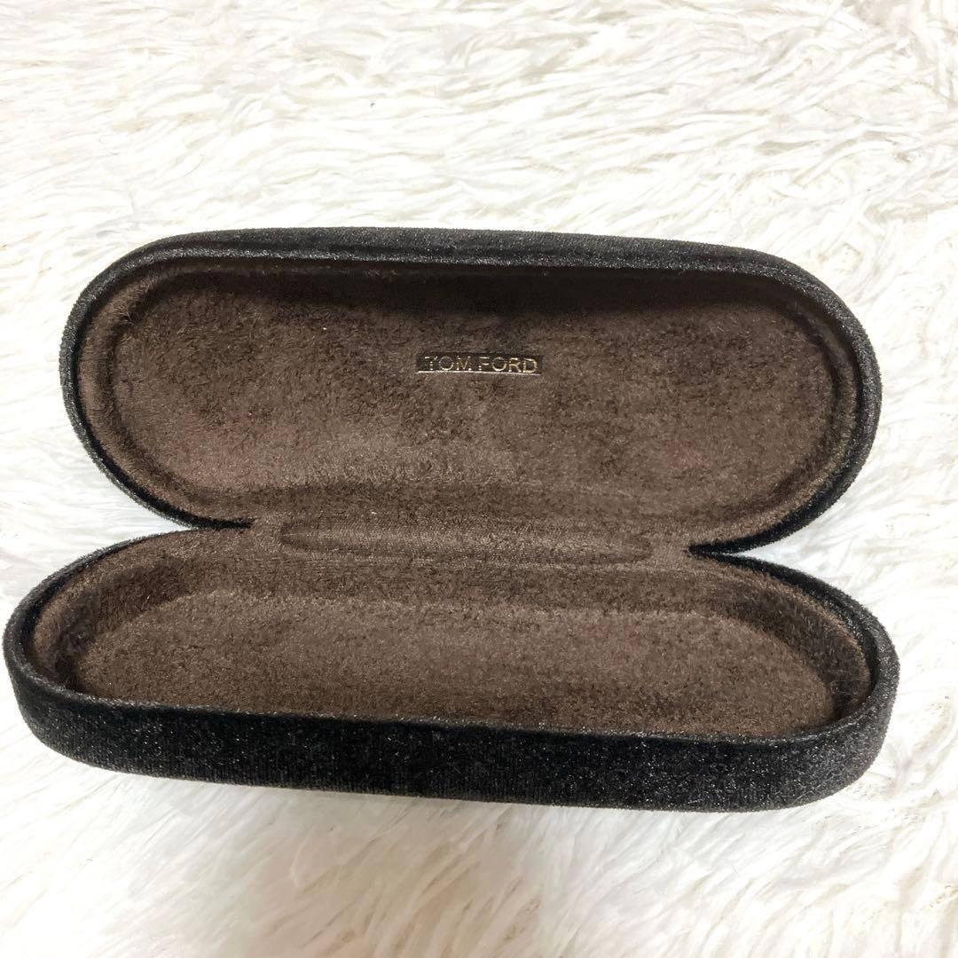 トムフォード　サングラス　TF672 01A ブラック　ゴールド　朝倉未来 着用