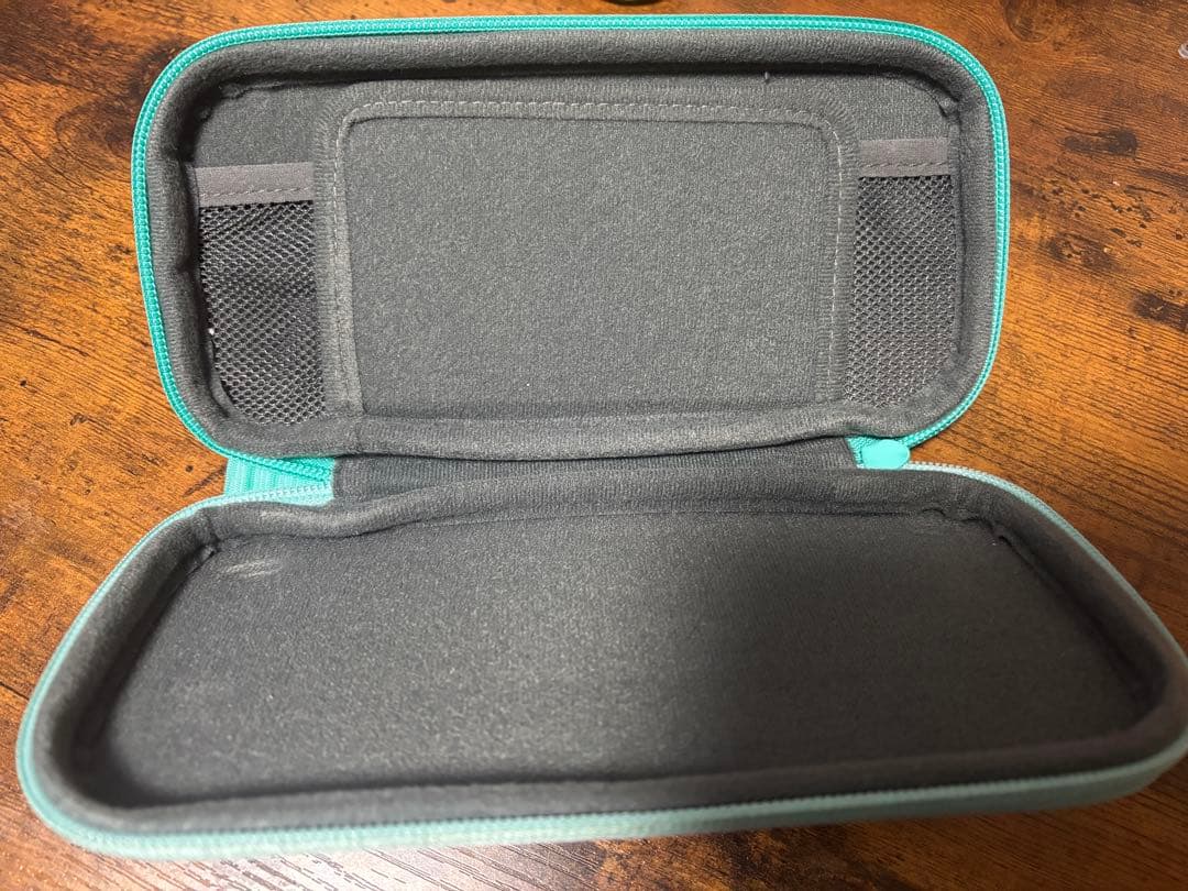 ♥*様 【あつ森ケース付き】Nintendo Switch Lite イエロー