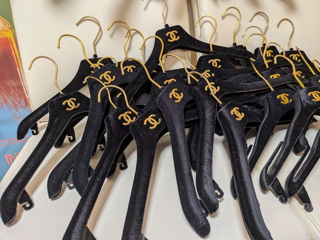 CHANEL非売品❤️シャネルハンガー28本❤️ジャケットワンピースブラウス用