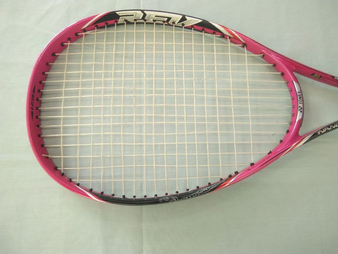 【希少】ヨネックス　ナノフォース8v REV マゼンタ　ソフトテニスラケット
