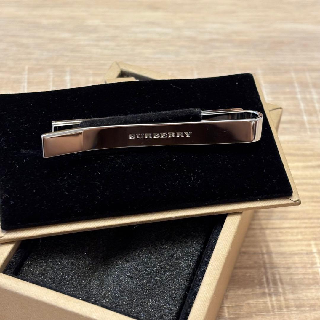 【美品】Burberry ネクタイピン シルバー