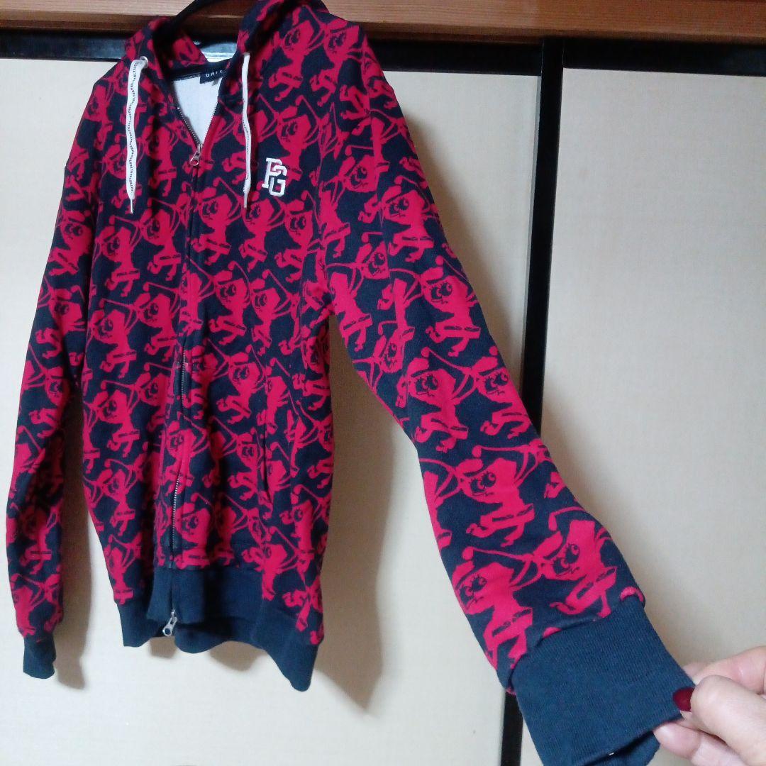 PEARLY GATE パーリーゲイツ 赤&黒 プリント柄フード付きジャケット