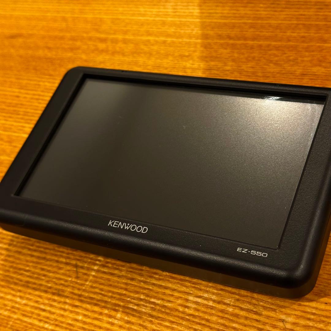 ケンウッド ポータブルナビ EZ-550 ココデス 5v型　中古美品
