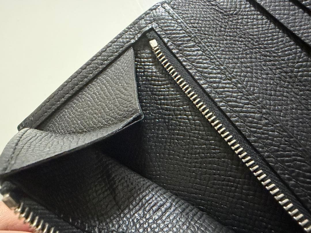 HERMES 二つ折り財布 黒 レザー