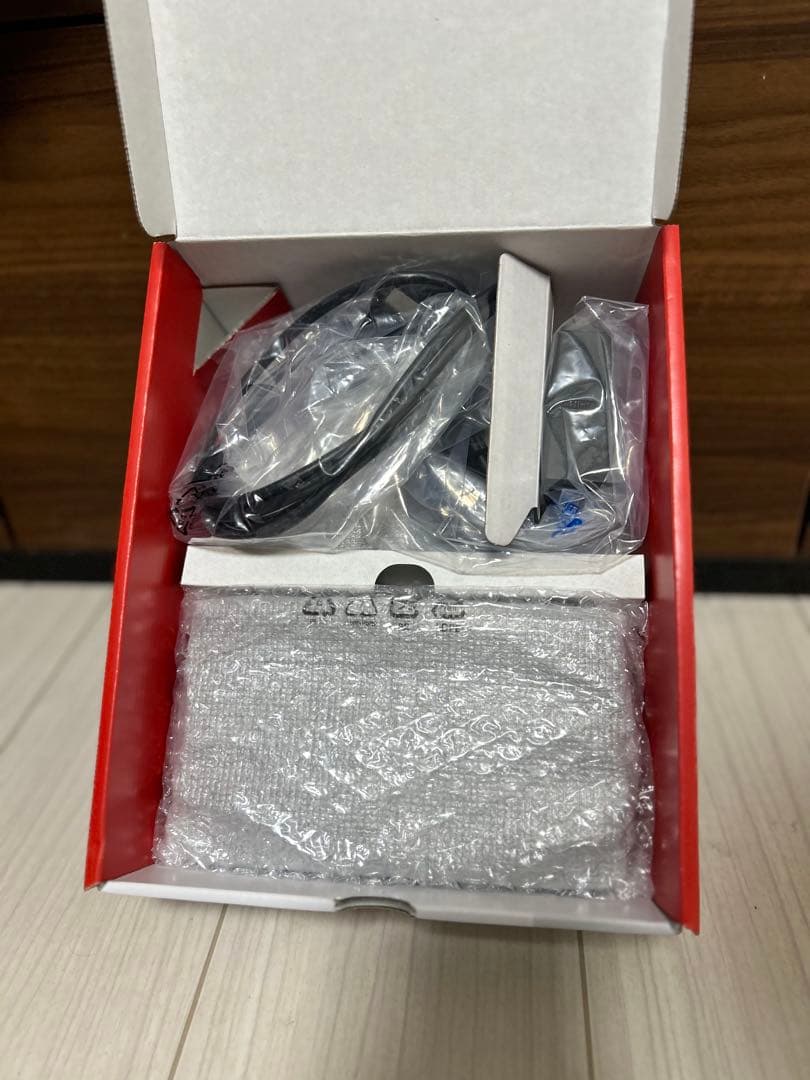 Nintendo Switch （有機ELモデル） + ゲームソフト2本セット