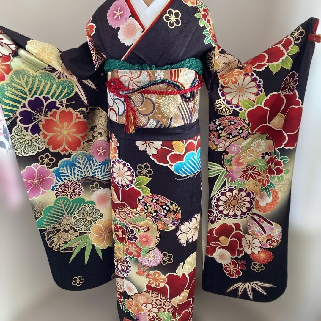 未使用に近い　振袖フルセットお探しの方に　王道古典柄　大輪
