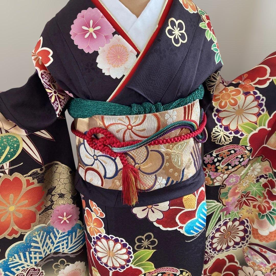 未使用に近い　振袖フルセットお探しの方に　王道古典柄　大輪