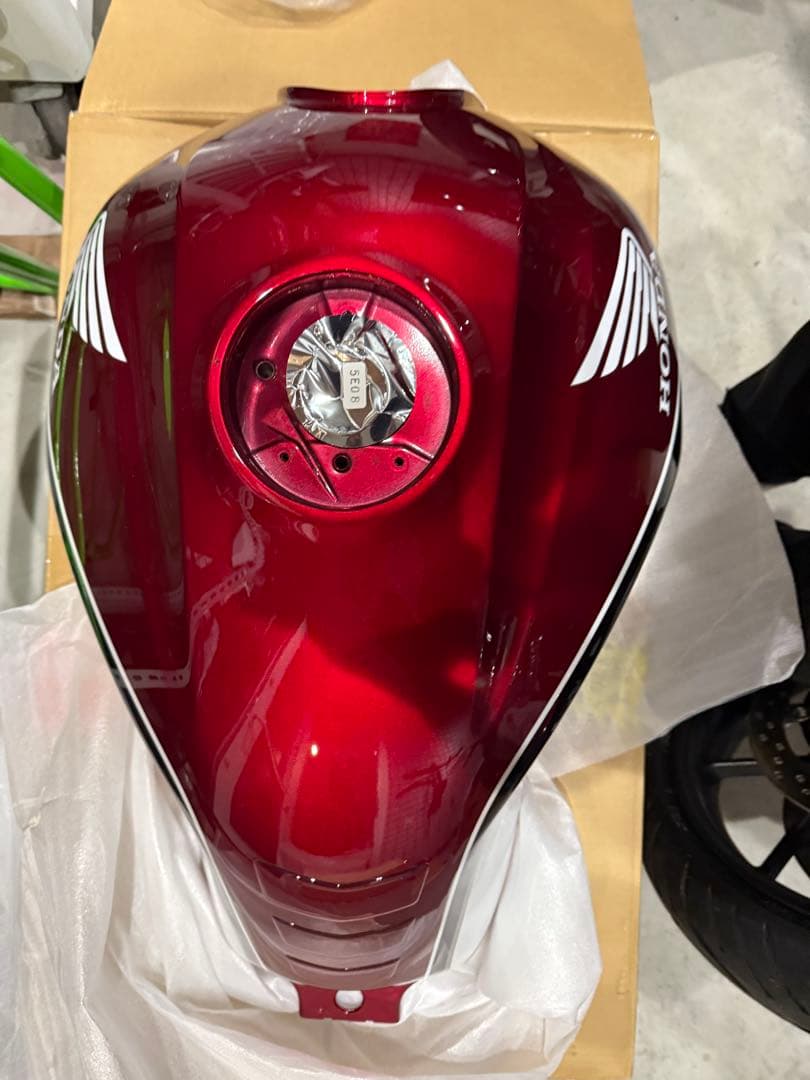 HONDA cb400sf nc42後期 純正タンク テールカウルセット