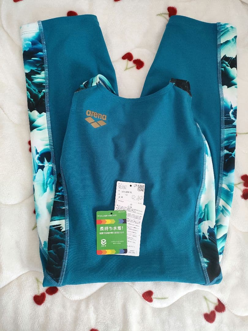 本日正午まで価格✰アリーナ*タフスーツ*１回使用2026年春夏AS6SWM18L