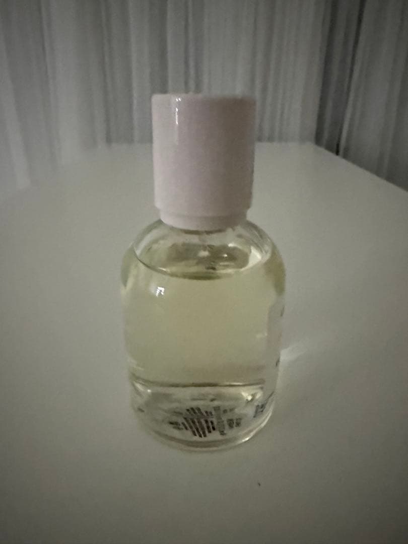 ローラメルシエアンバーバニラオードパルファム