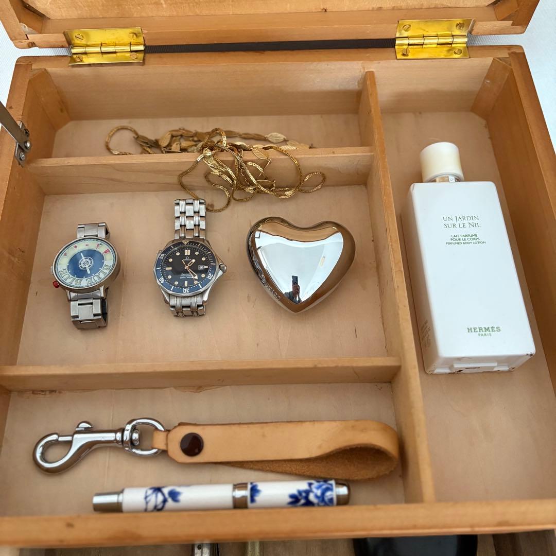 無垢材 × 真鍮 取っ手 ／丁寧な暮らしのための 木製 収納 チェスト