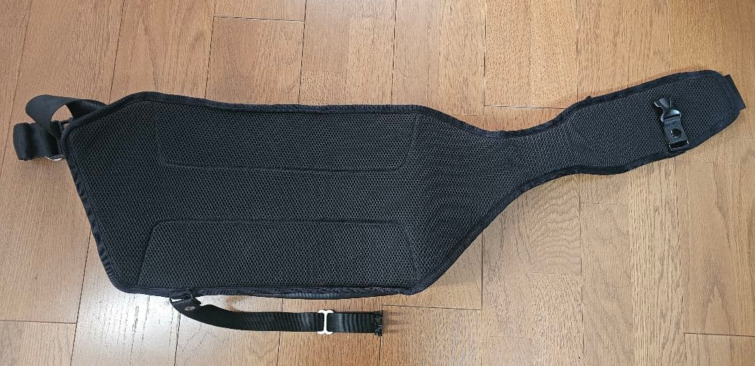 ロアーズオリジナル　BODY BAG（ボディバッグ）