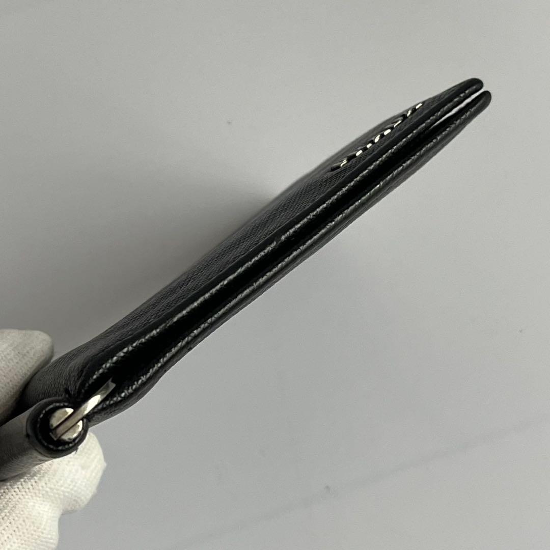 ✨極美品✨　PRADA マネークリップ　サフィアーノ　レザー　黒　ICタグ