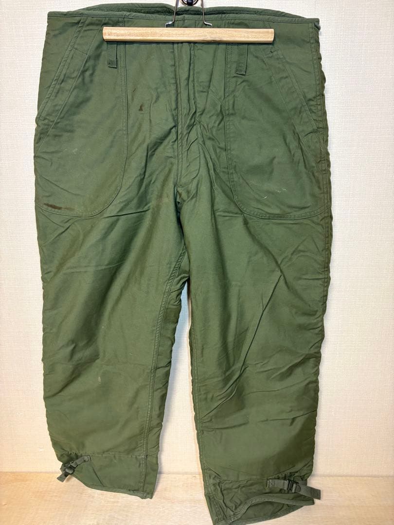 値下げ！アメリカ軍 U.S NAVY A-2 コールドウェザー デッキパンツ　L