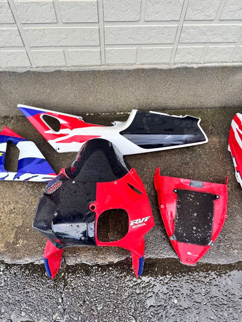 HONDA rvf400 純正カウル