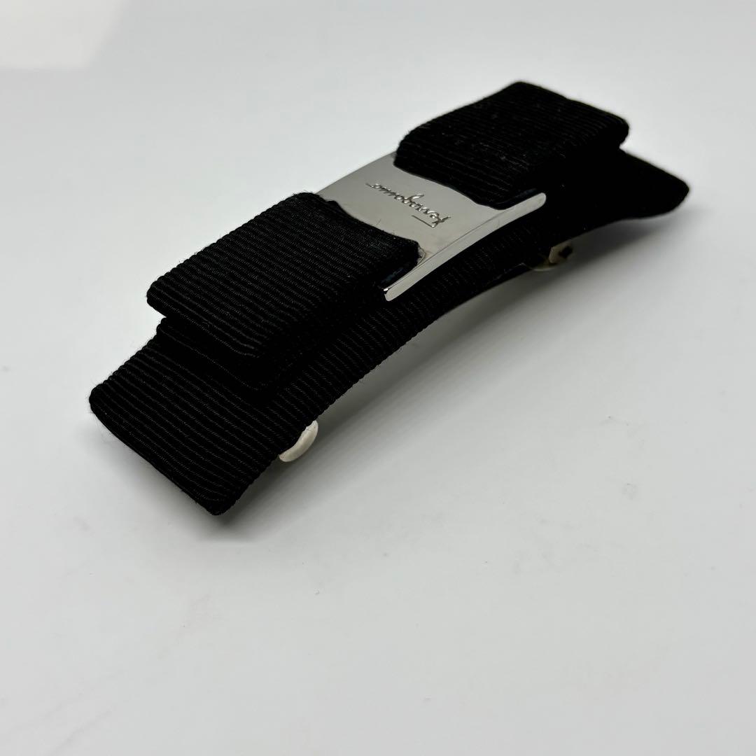 【美品】【フェラガモ】バレッタ ヴァラリボン ブラック ヘアアクセサリー 髪留め