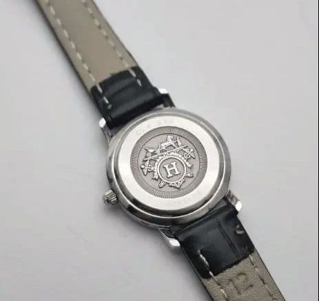 エルメス HERMES クリッパー　CL4.210 稀少BLK文字盤 新品ベルト