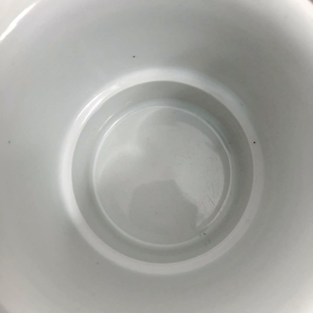 CO.さまおまとめ 【古い石鹸と重曹の容器と蓋付き薬瓶2つ】