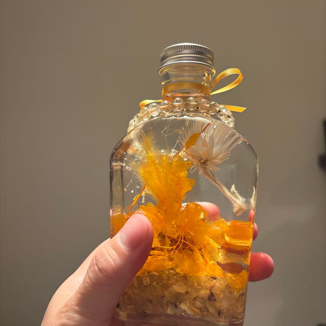 金箔入りのゴールドパワーハーバリウム！ルチル入り！