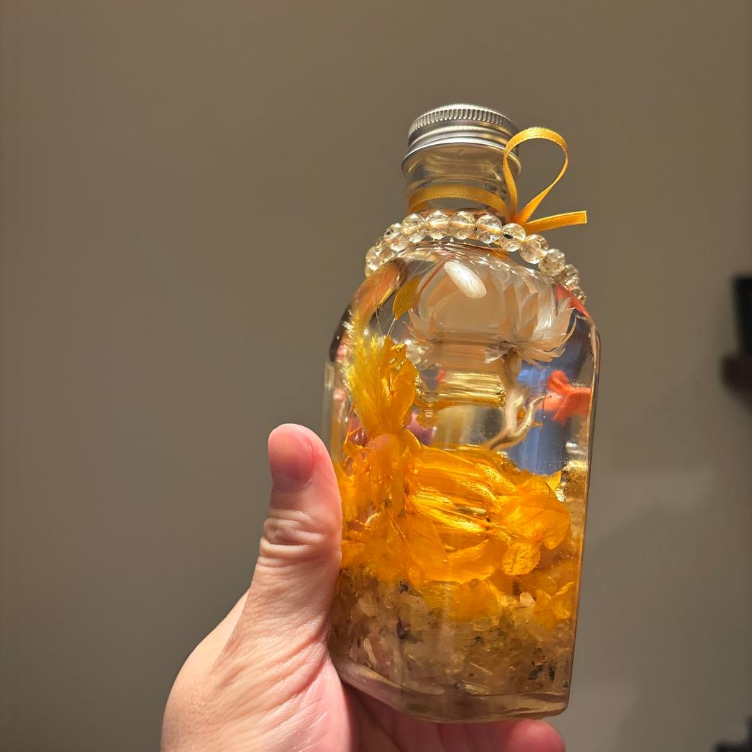 金箔入りのゴールドパワーハーバリウム！ルチル入り！