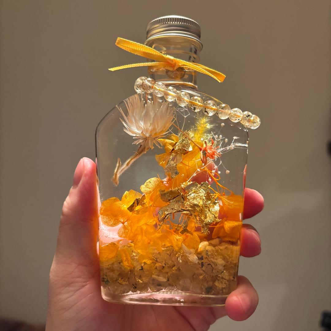 金箔入りのゴールドパワーハーバリウム！ルチル入り！