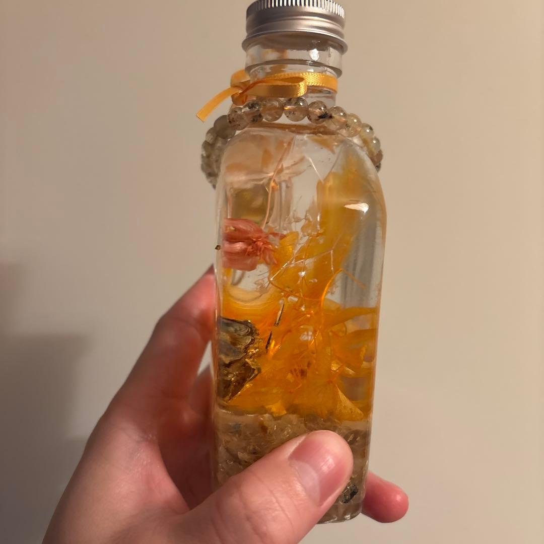 金箔入りのゴールドパワーハーバリウム！ルチル入り！