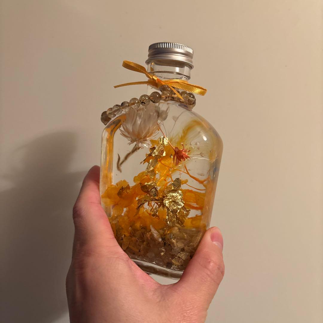 金箔入りのゴールドパワーハーバリウム！ルチル入り！