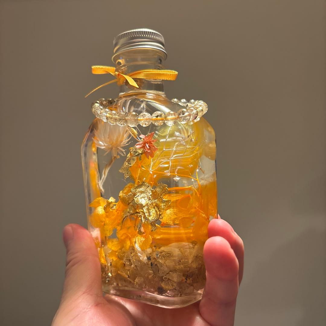 金箔入りのゴールドパワーハーバリウム！ルチル入り！