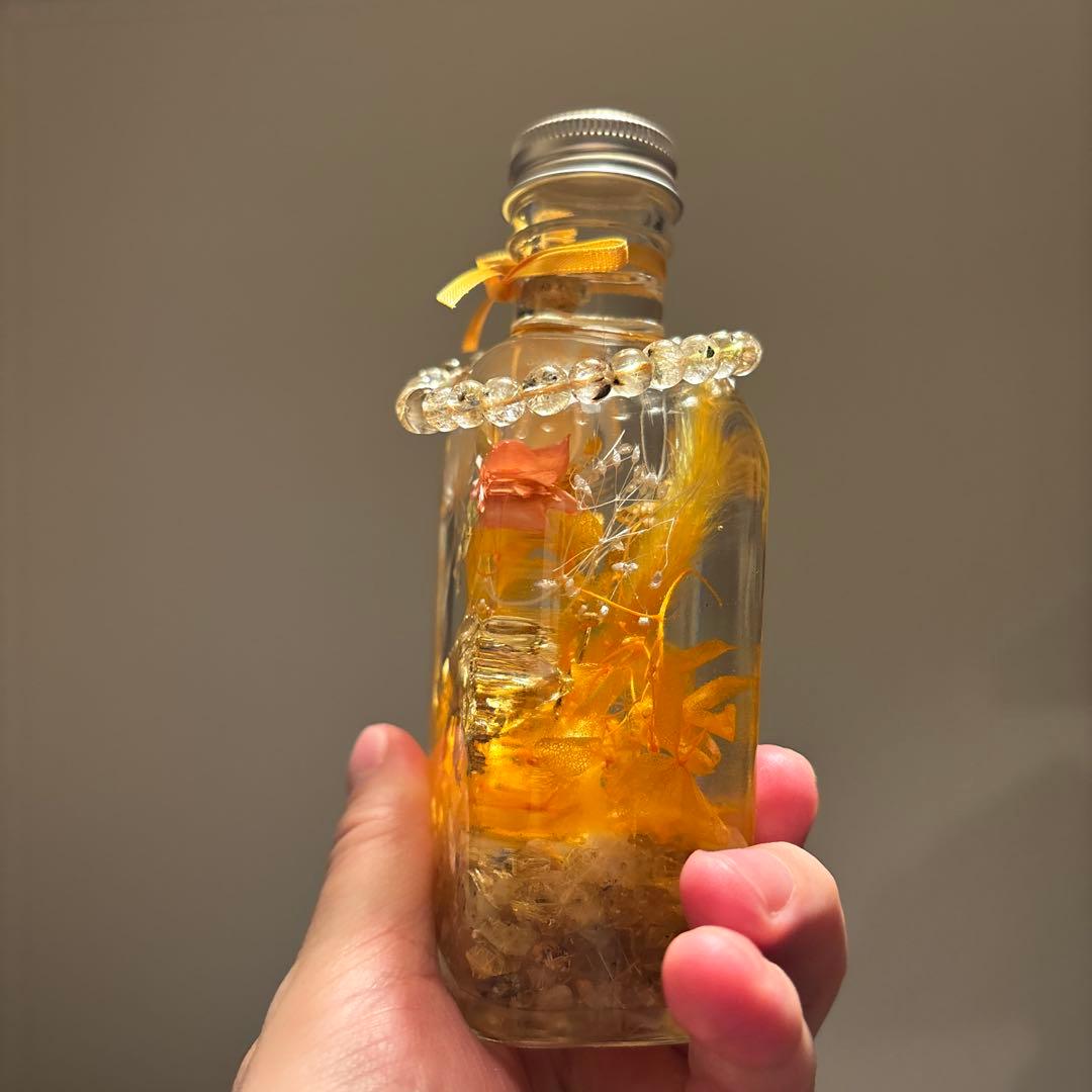 金箔入りのゴールドパワーハーバリウム！ルチル入り！