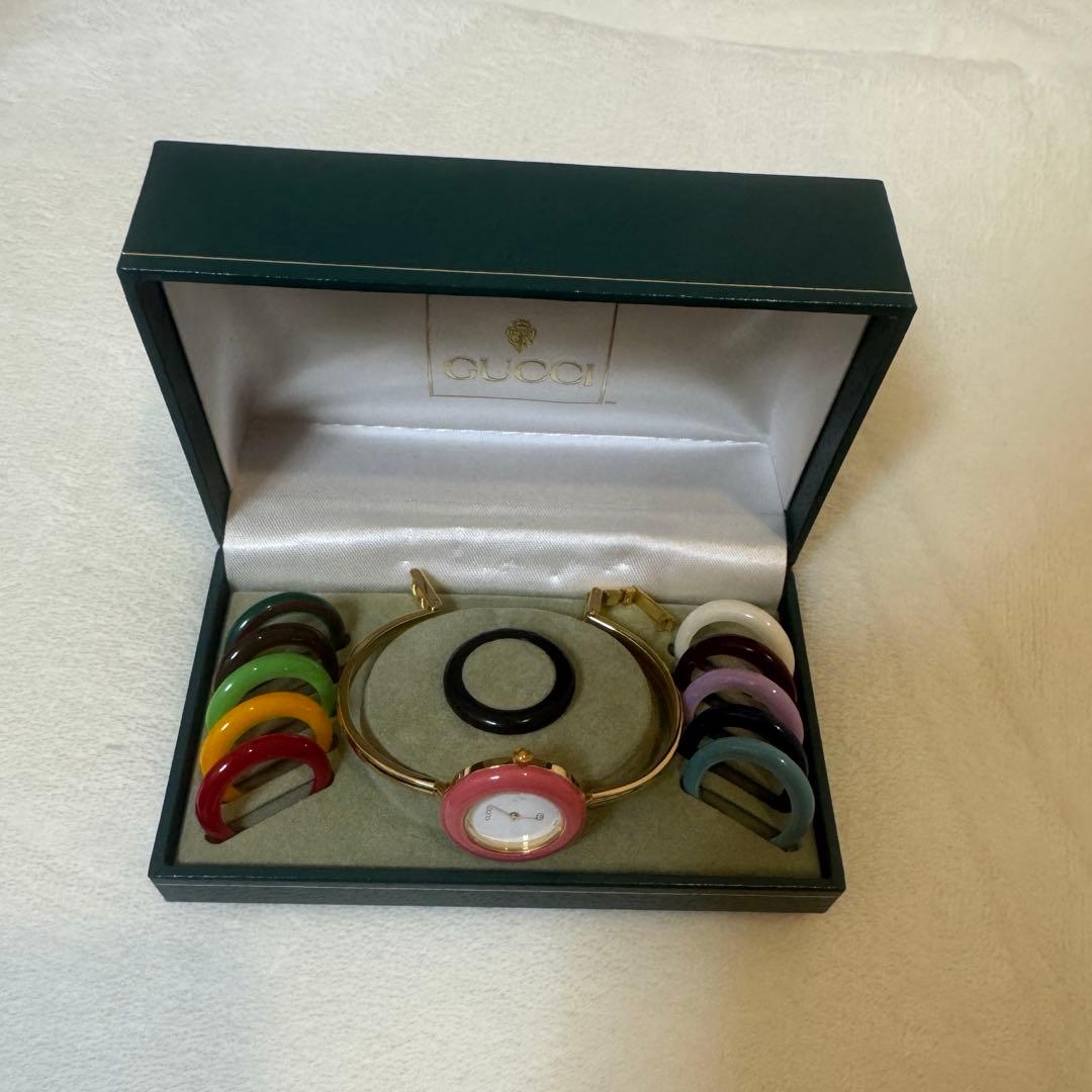 GUCCI アナログ腕時計 カラフルバンド付き