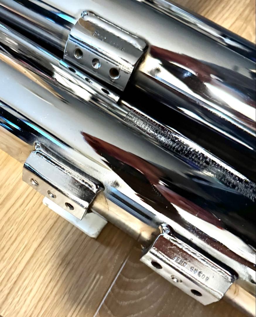 スクリーミンイーグルⅡ 　スリップオン スラッシュカットマフラー