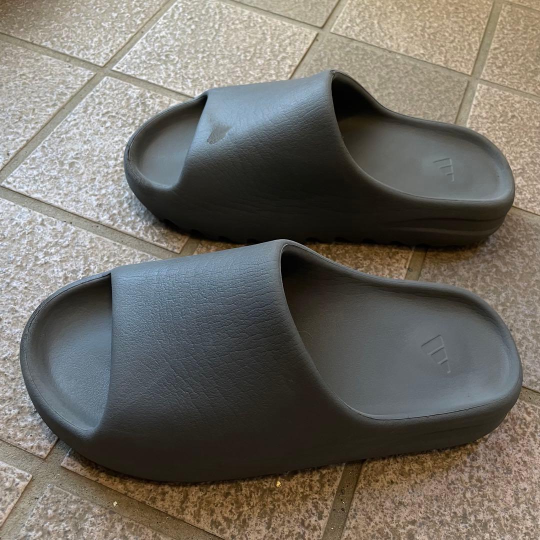 レアadidas YEEZY SLIDE アディダス イージースライド 26.5