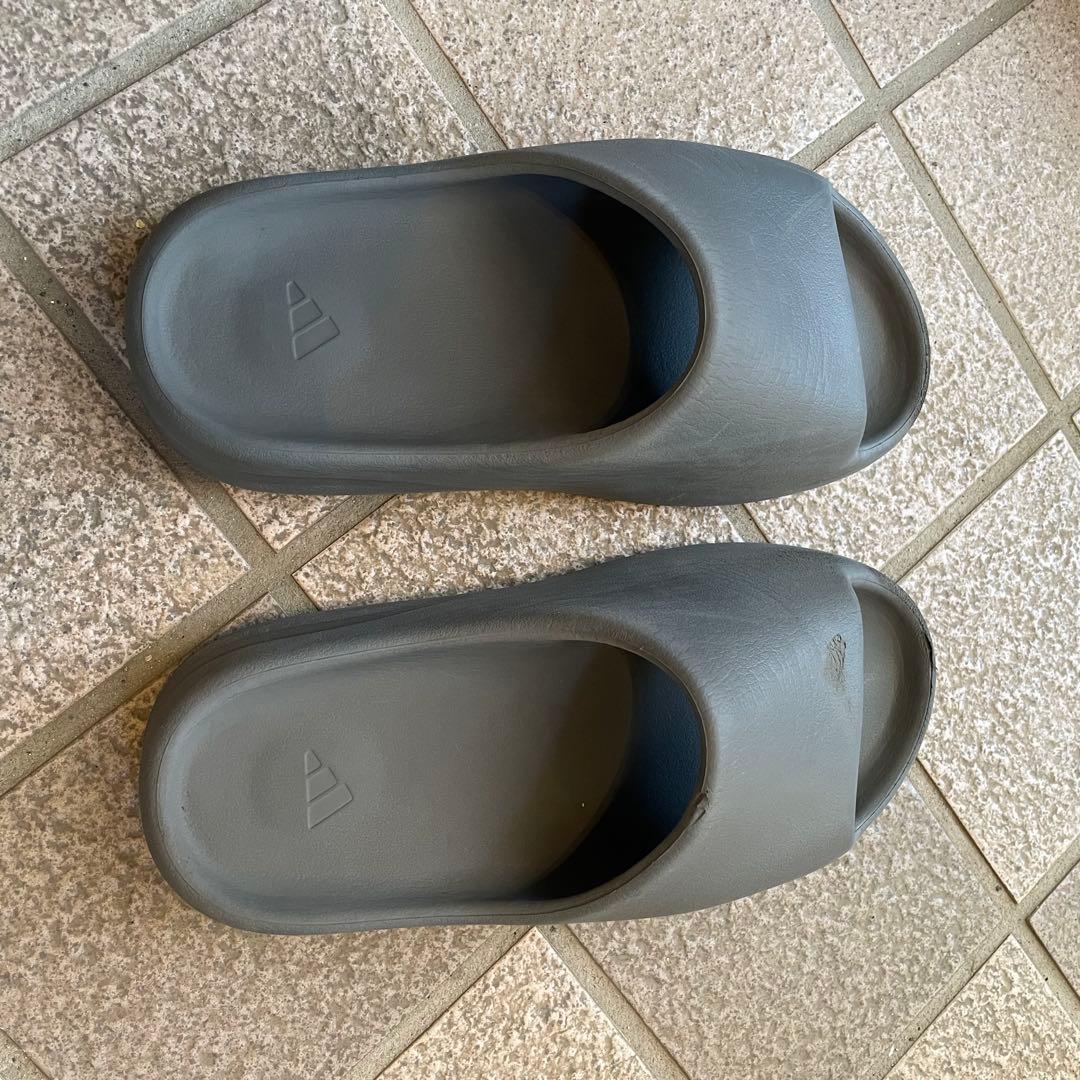 レアadidas YEEZY SLIDE アディダス イージースライド 26.5