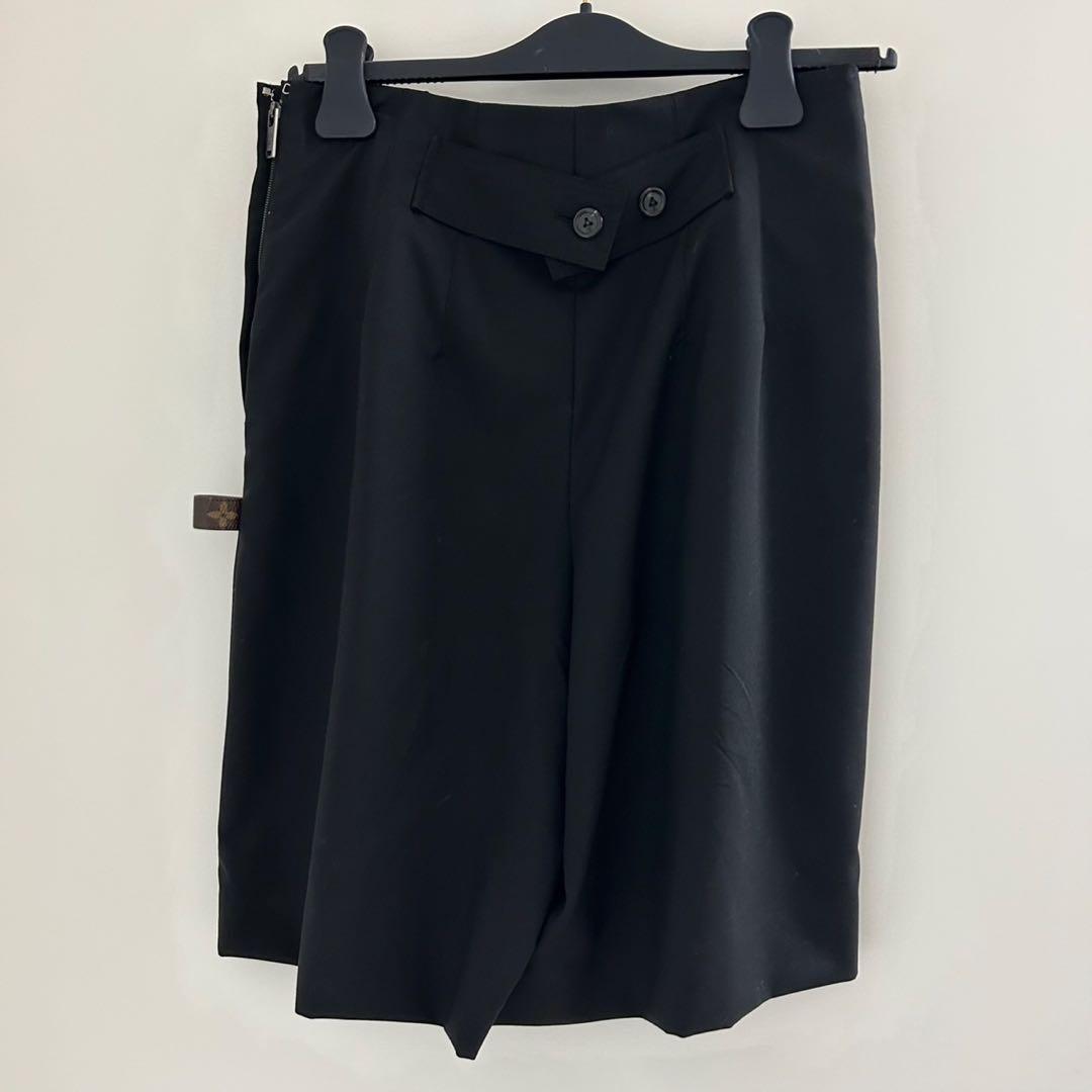 ブラック ダブルボタン キュロット