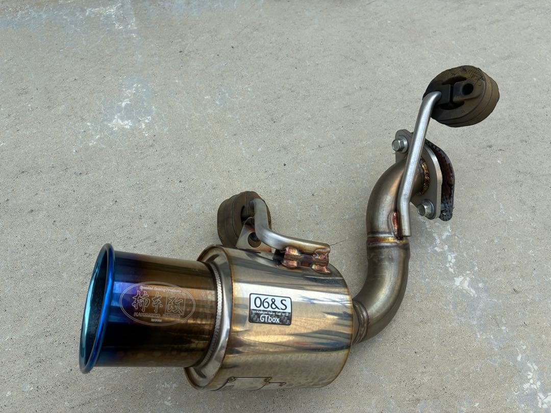 『美品』jb64 柿本改マフラー　06&S GTbox ジムニー車検対応