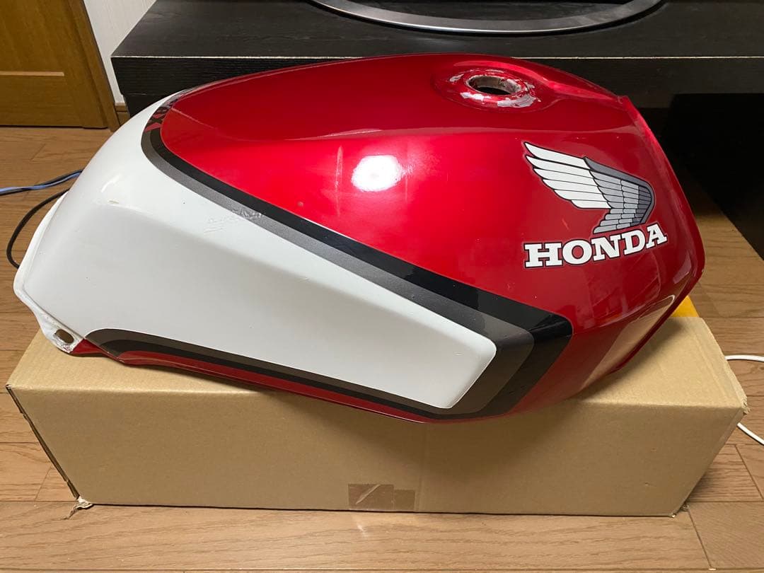 HONDA CBX 400f/550f タンク 赤/白
