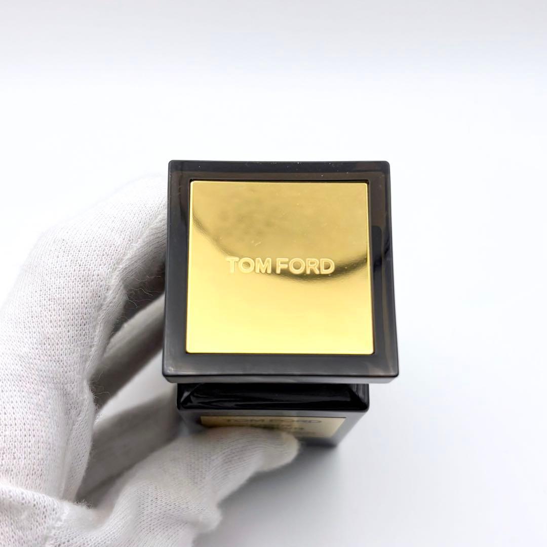 トムフォード ノワール・デ・ノワール オードパルファム 50ml 美品