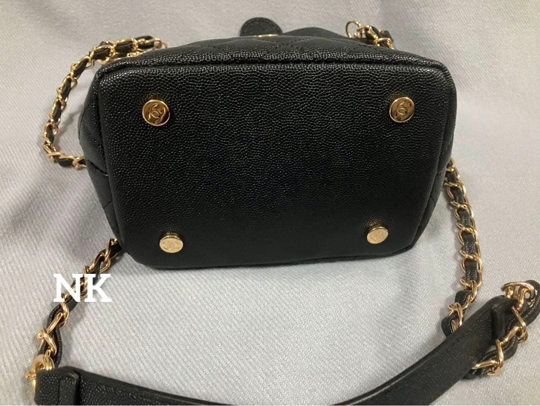 ショルダーバッグ　シャネル　ノベルティ　巾着バッグ　レザー　3way VIP