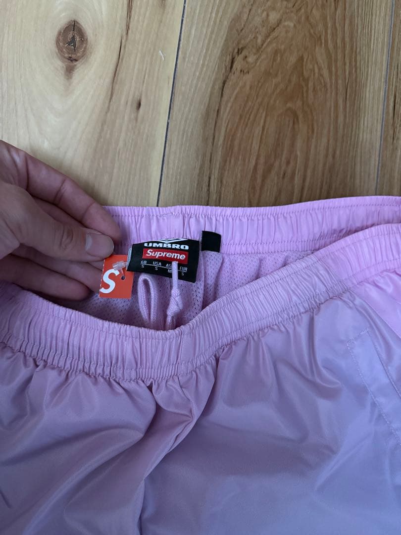 パンツ Supreme x Umbro Gradient Track Pant Pink