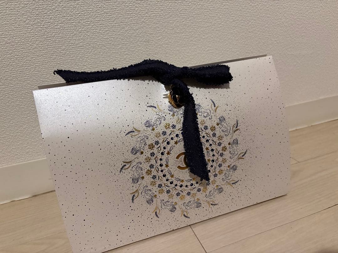 【完売品】シャネル ホリデー限定セット2025リップ アンド ネイルケアセット