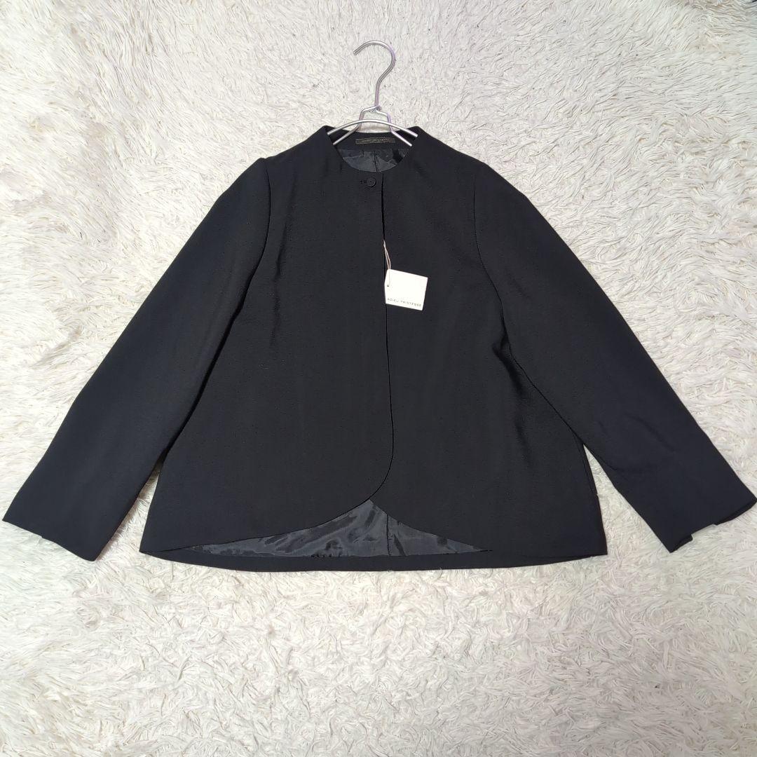 アデュートリステス 　リーフカット　ノーカラージャケット　黒　タグ付き