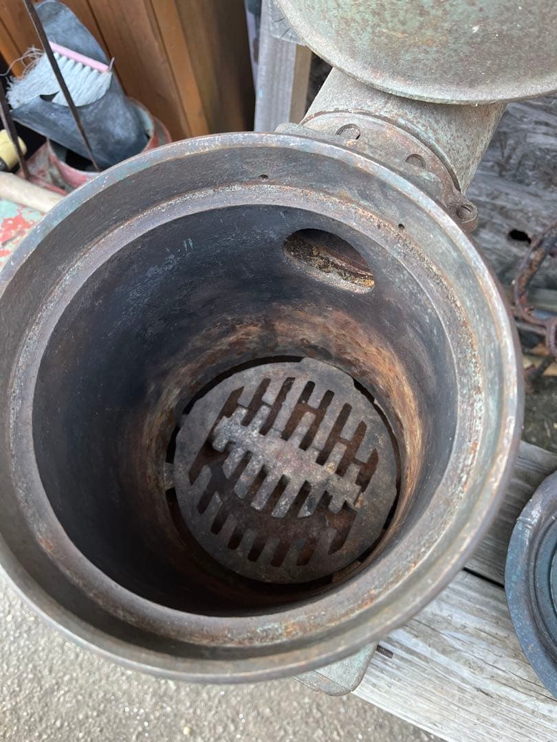 レトロ石炭ストーブ、薪ストーブ、昭和薪ストーブ、鋳物ストーブ、ダルマストーブ