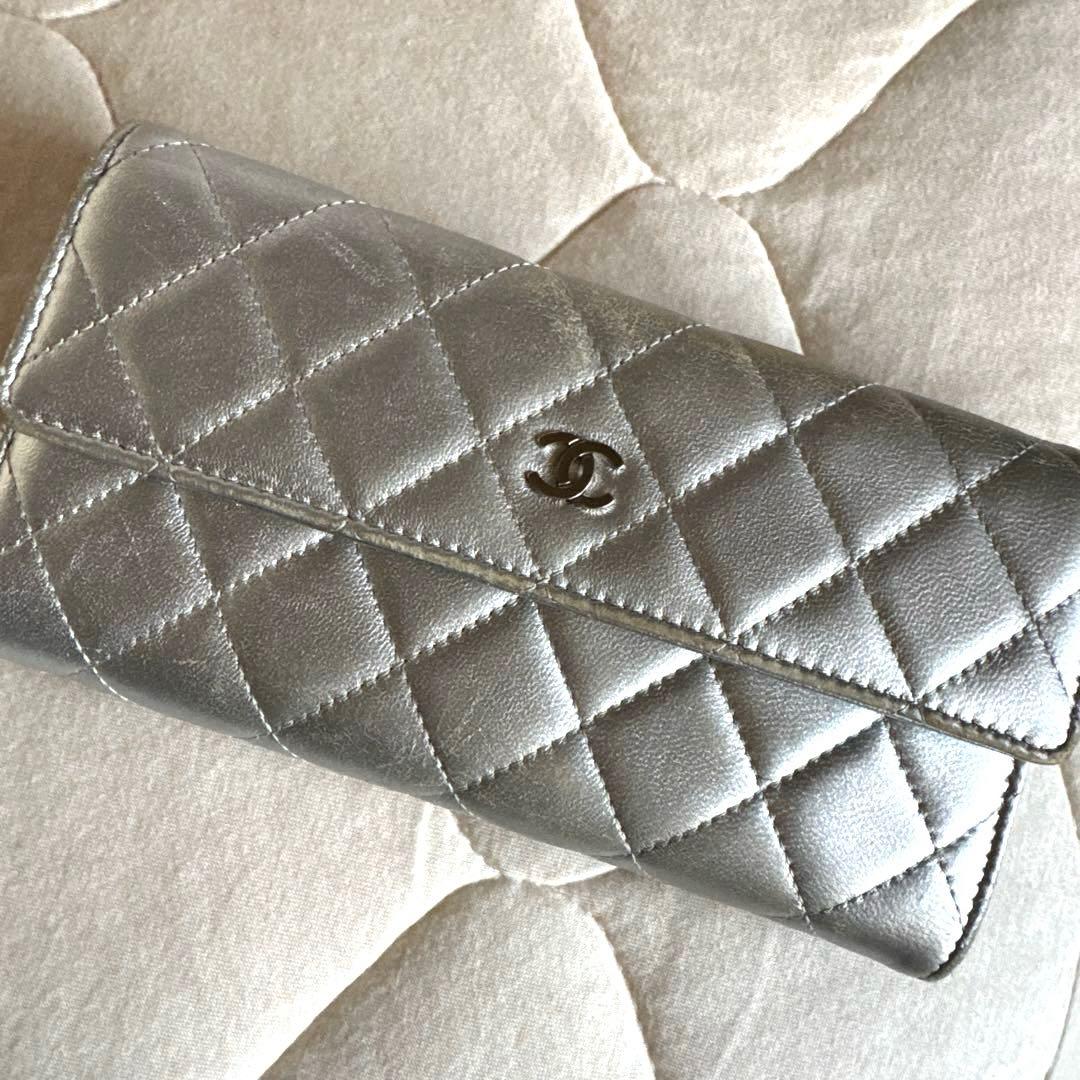 正規品！CHANEL 長財布　シルバー